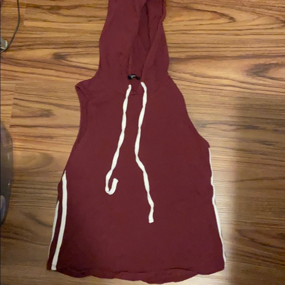 Sleeveless Hooded Tank top